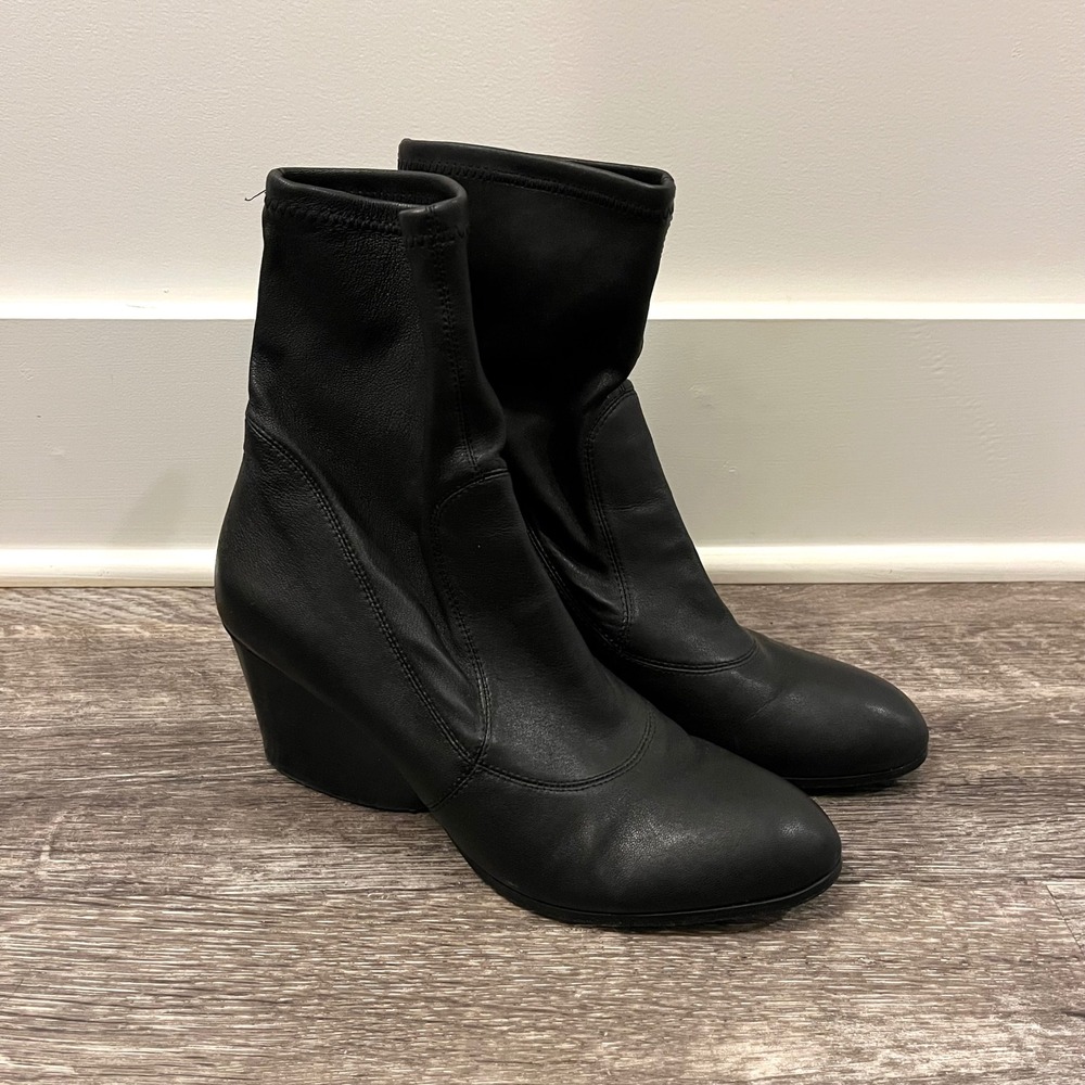 Donald Pliner Boots Women's 8.5 Black‎ Leather Pandra Block Heel Sock Ankle